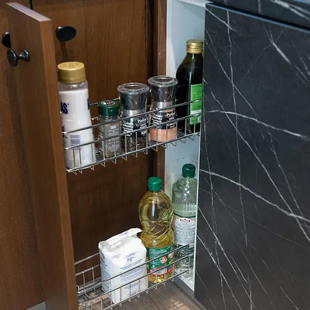 Bumblebee With Cozy Balcony Near Victoriei Avenue 公寓