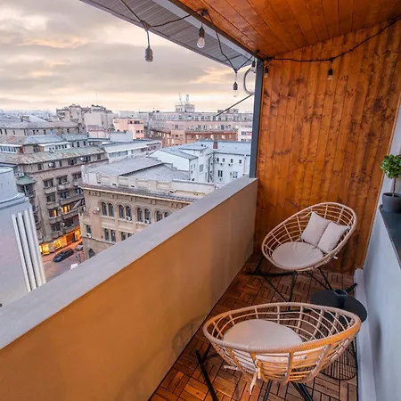 Bumblebee With Cozy Balcony Near Victoriei Avenue Апартаменти *